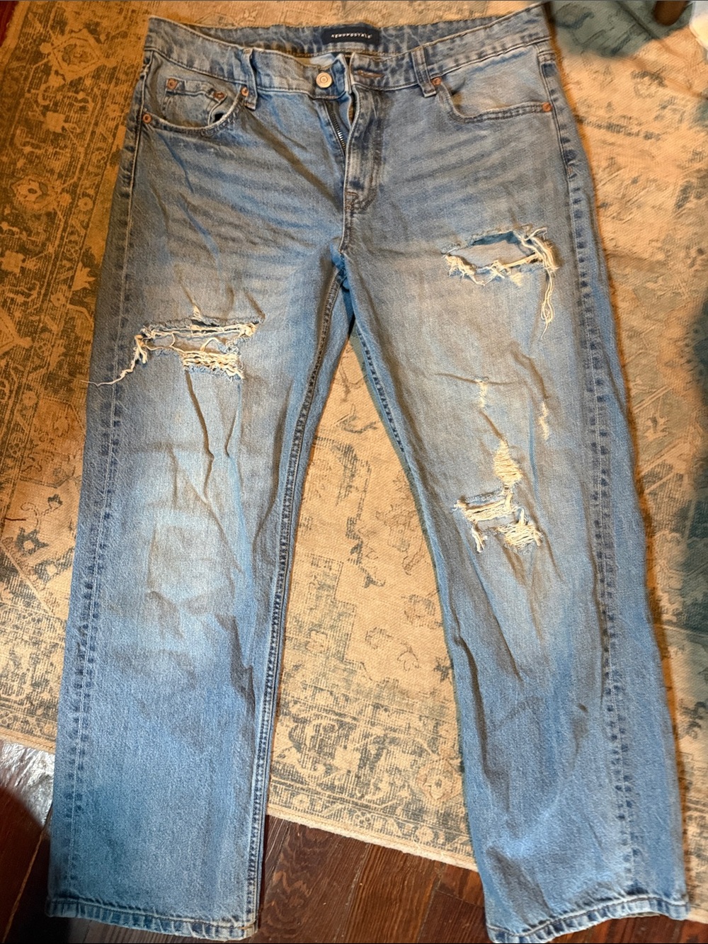 Aeropostale Men's Light Blue Distressed Straight Jeans